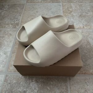 Yeezy slide